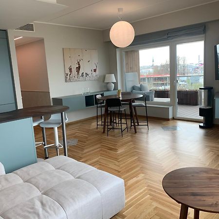 Fabulous Location Apartments Deluxe Таллин Номер фото