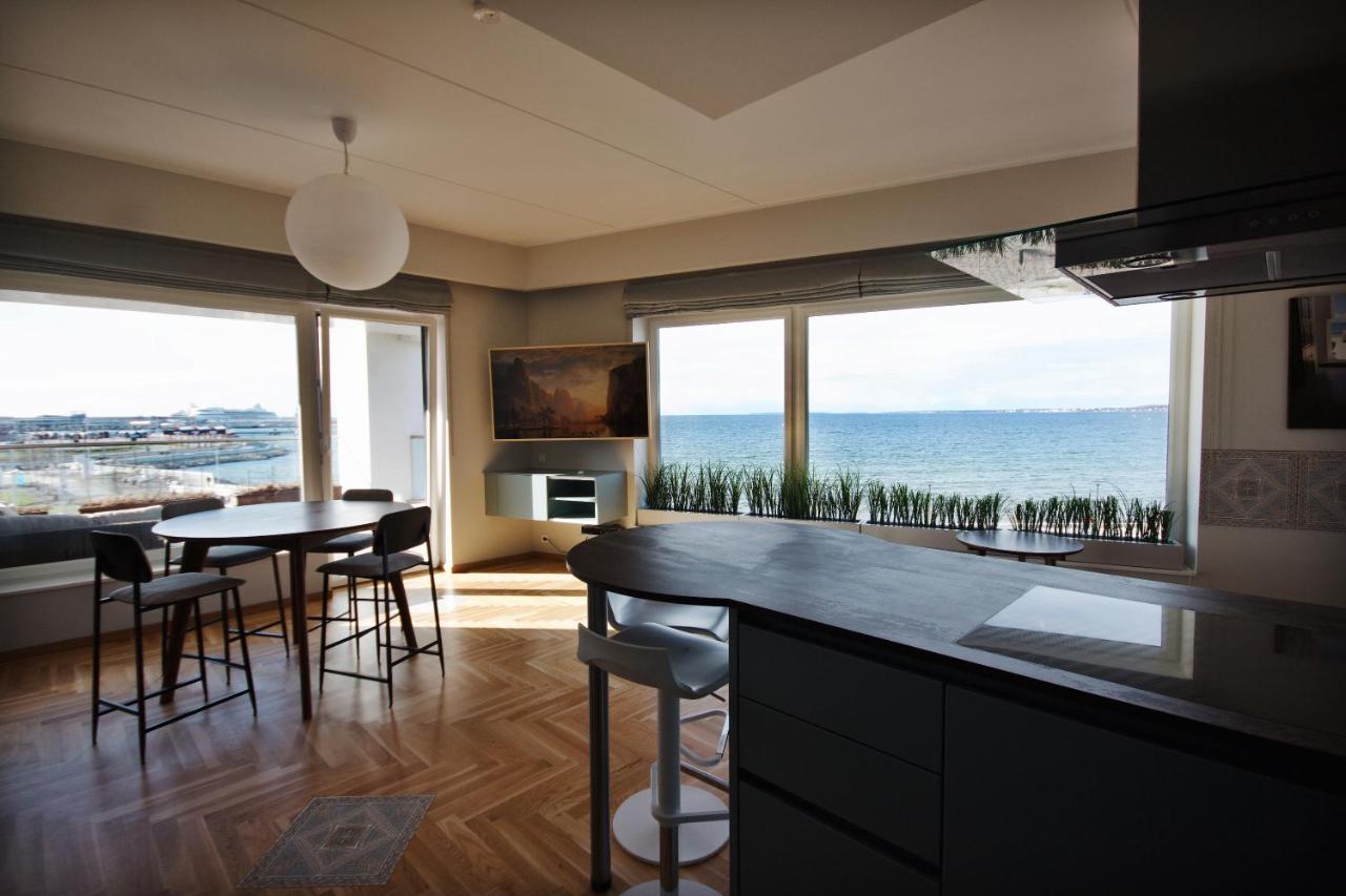 Fabulous Location Apartments Deluxe Таллин Экстерьер фото