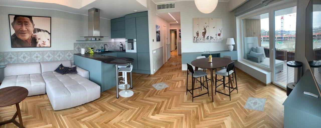 Fabulous Location Apartments Deluxe Таллин Экстерьер фото