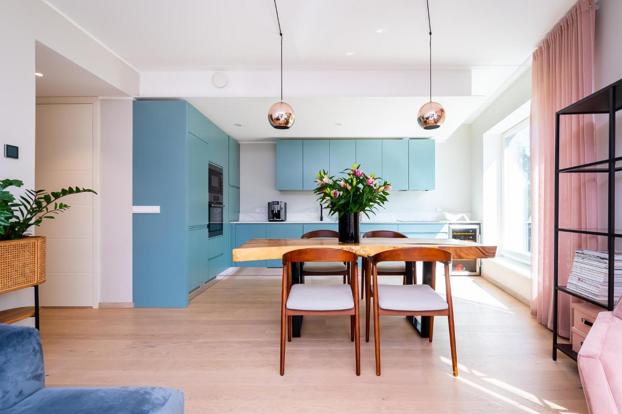 Fabulous Location Apartments Deluxe Таллин Номер фото
