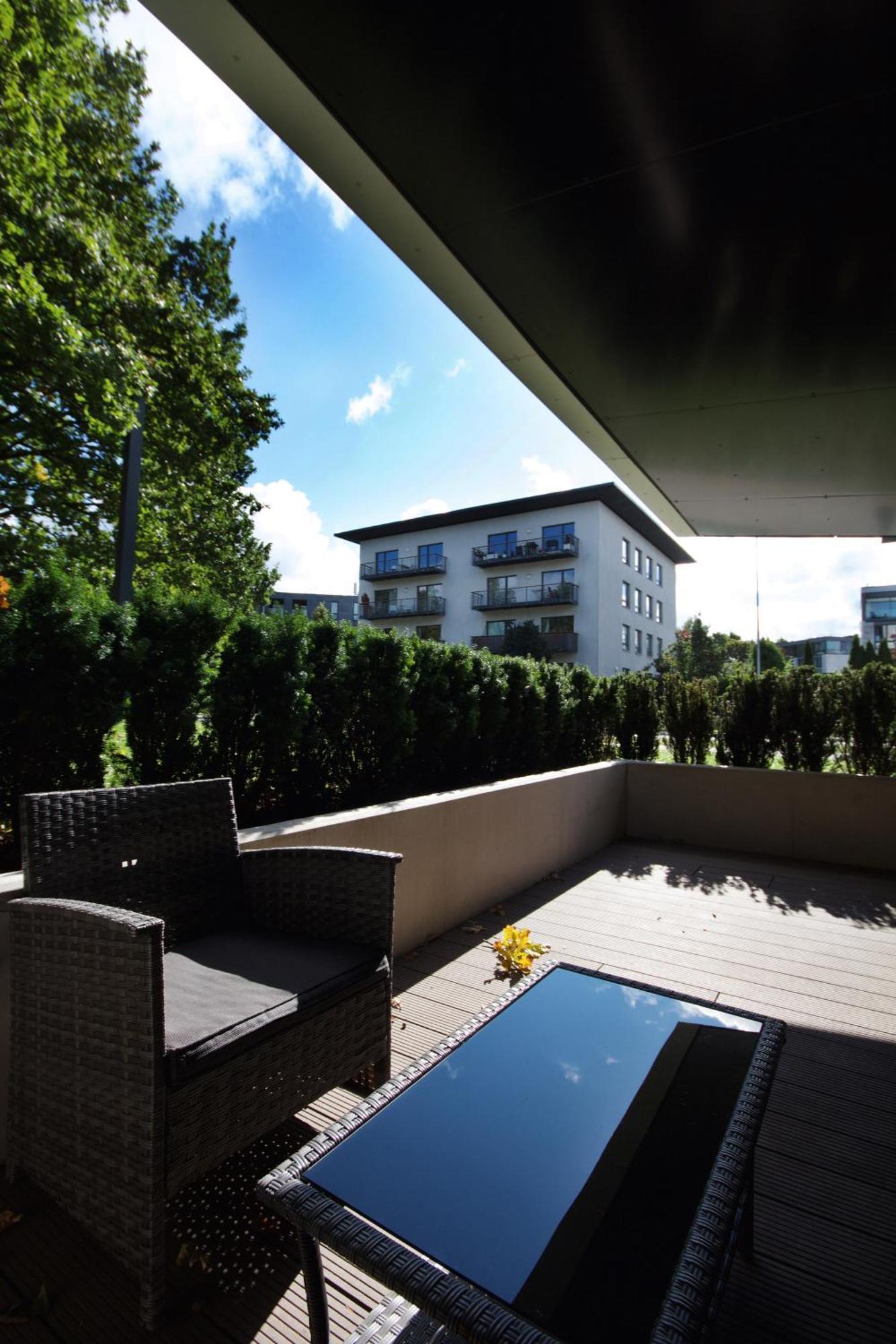 Fabulous Location Apartments Deluxe Таллин Номер фото